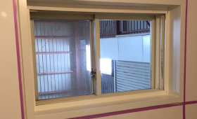 窓工事施工の様子